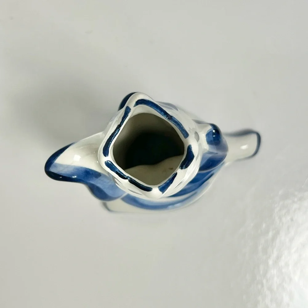 Vintage Royal Delft Blue Holland Bud Vase – Hand-Painted Tulip Shaped  Vase
